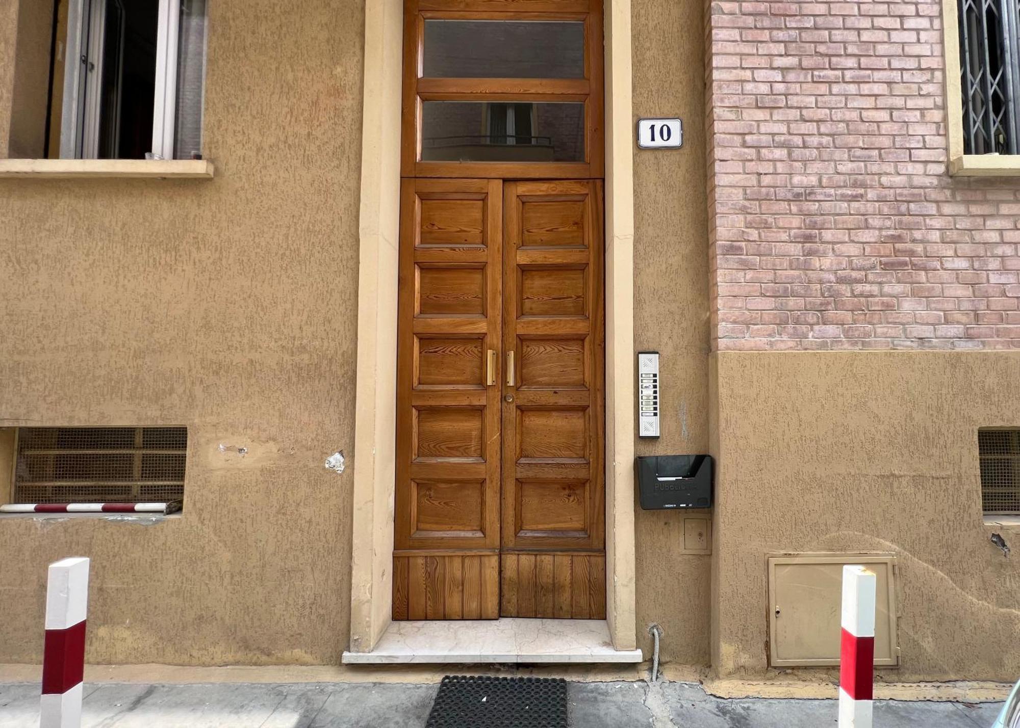 Charming Apartment Near Saragozza بولونيا المظهر الخارجي الصورة